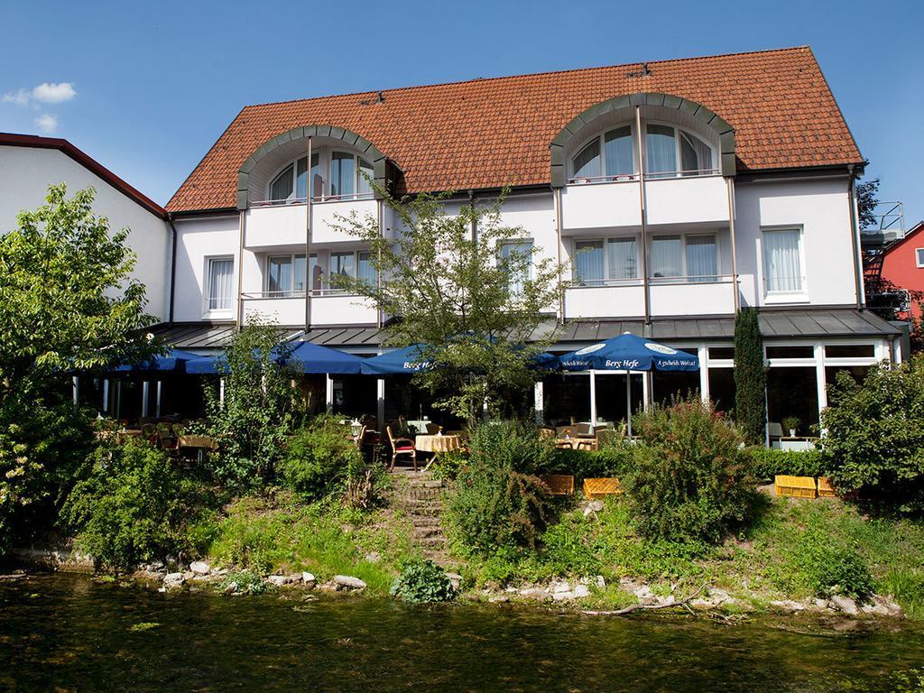 Hotel Kreuz Gaestehaus Und Lauchertbar Mit Terrasse Gammertingen Buitenkant foto