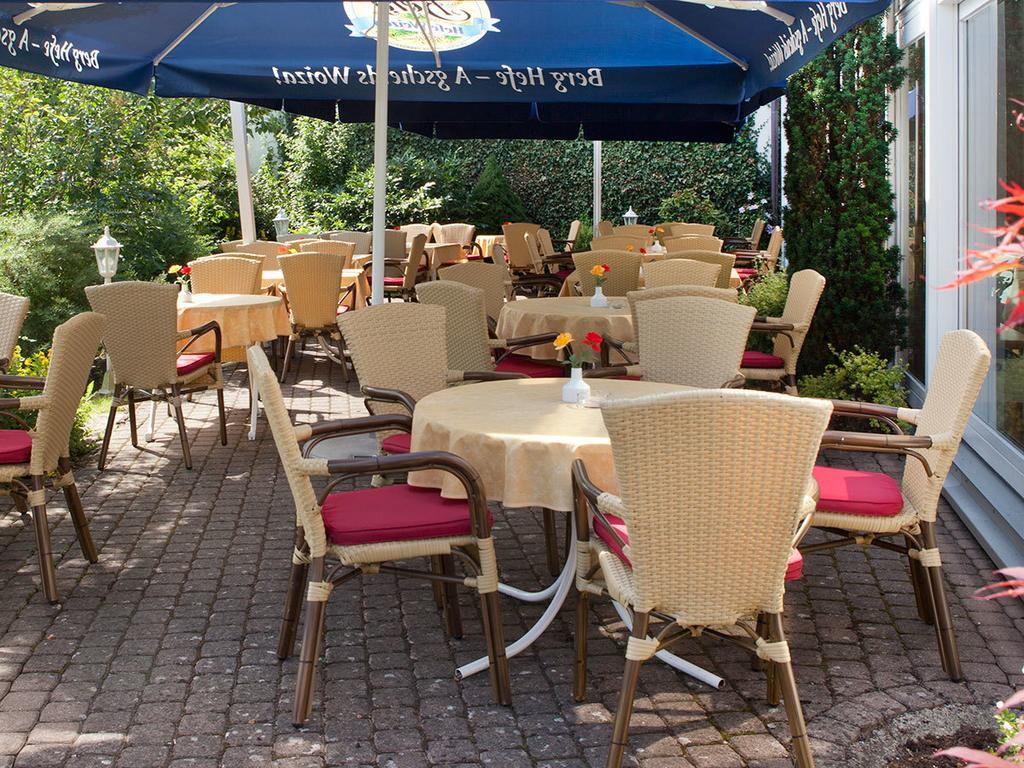 Hotel Kreuz Gaestehaus Und Lauchertbar Mit Terrasse Gammertingen Buitenkant foto